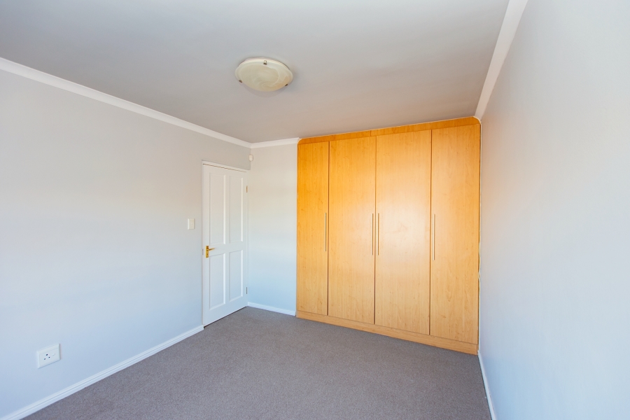7 Bedroom Property for Sale in Myburgh Park Western Cape